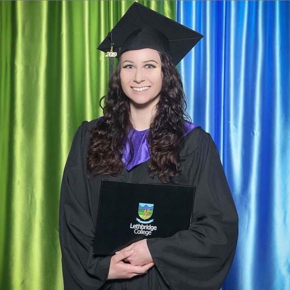 Meet your Posher, Kira - Picture 1 of 1